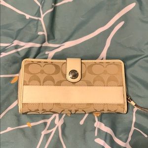 Coach wallet